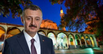 ‘Hayatımızı O’nun yüce ahlâkıyla güzelleştirelim’