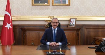 ‘Peygamberimiz insanlığın yolunu aydınlatmıştır’