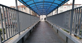 Üst geçide bakım gerekli