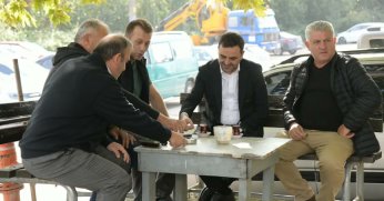 Başkan Özlü, komşularıyla buluştu