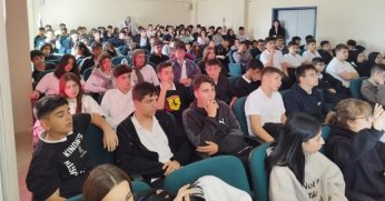 Altınay’dan öğrencilere Curling semineri