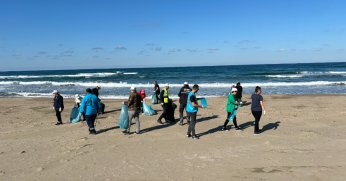 Uzunkum’da kapsamlı kıyı temizliği yapıldı