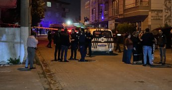 İki grup arasında bıçaklı kavga: 3 yaralı