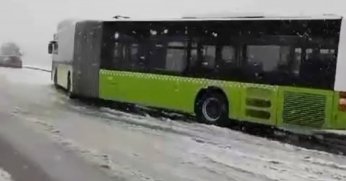 Araçlar yolda kalınca gençler sınava yetişemedi