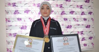 Lise öğrencisinden iki madalya birden