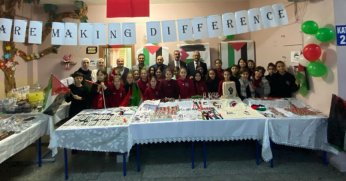 Öğrencilerden Filistin’e destek kermesi