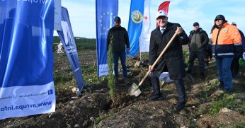 10 bin fidan ile hatıra ormanı