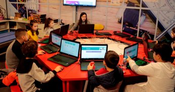 203 bin ziyaretçi bilimle buluştu