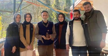 Çınarlara, sürpriz doğum günü kutlaması