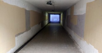 Altgeçit duvarları boyanarak temizlendi