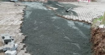 Bozulan parkelere bakım yapıldı