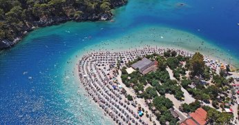 Yerli turistten üçüncü çeyrekte 114 milyarlık seyahat harcaması