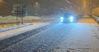 Kuzey Marmara Otoyolu’nda kar yağışı etkili oluyor