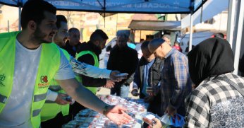 Büyükşehir’den kandil ikramı
