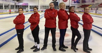 Kadın Curling Takımı, ülkemizi temsil ediyor