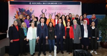 Büyükakın, kadın muhtarlarla buluştu