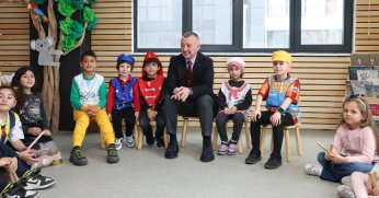 Büyükakın, çocukların Ramazan şenliğine katıldı