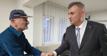 Gölcük’ün çınarları Sezer’i konuk etti