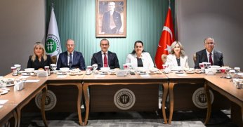 Vali Yavuz, iftar davetlerine katıldı