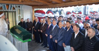 Başkan Büyükgöz’ün annesi son yolculuğuna uğurlandı