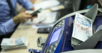 Emeklilere 41,3 milyar lira bayram ikramiyesi ödendi