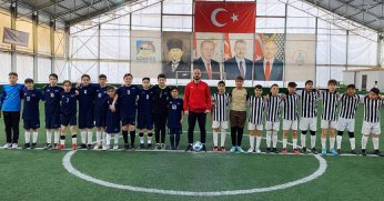 Minik öğrenciler yeteneğini gösteriyor