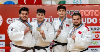 Kağıtspor 1 numara oldu