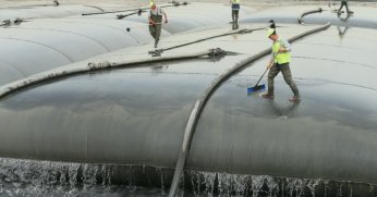 Günlük 400 ton çamurun denize akması önleniyor