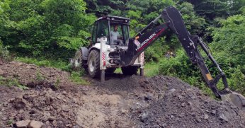 İhsaniye’de yağmur suyu geçişi için çalışma