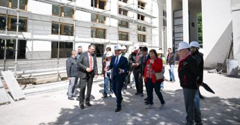 Vali Yavuz, Halkevi’nde incelemelerde bulundu