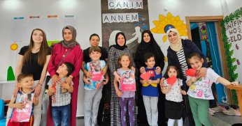 Anne Şehir merkezlerinde Anneler Günü bambaşka