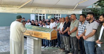 Gemi yangınında ölen personel defnedildi