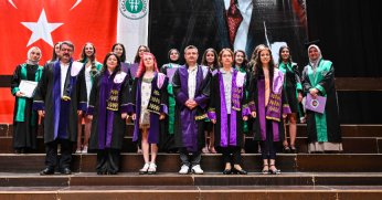 Eğitim Fakültesi’nde  mezuniyet coşkusu