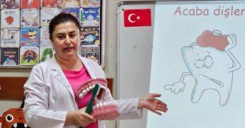 Miniklere ağız ve  diş sağlığı eğitimi
