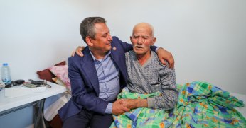 Özel’den partinin ilimizdeki en yaşlı üyesine ziyaret