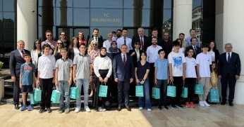 Vali Yavuz, LGS’den tam puan alanları kabul etti