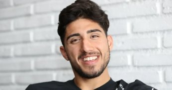 Berkay Özcan baba oldu