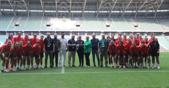 Kocaelispor’dan Milli Takıma moral ziyareti