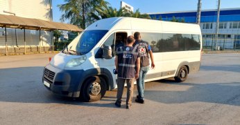 Denetimlerde 6 araç trafikten men edildi