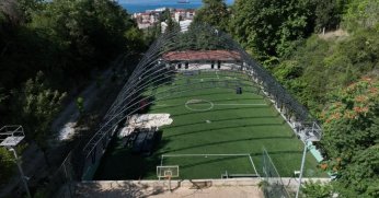 Turgutspor sahasının üstü kapatılıyor