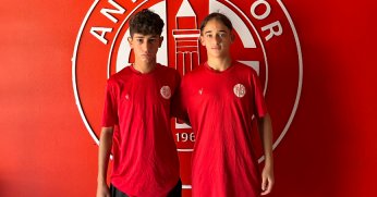 Gölcük Karadenizspor’dan Antalyaspor’a iki bomba transfer