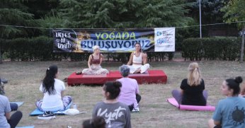 ‘Nefes Al İzmit’ Yoga etkinliğine büyük ilgi
