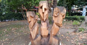Ahşap heykeller için önemli talep