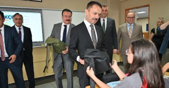 Vali Aktaş, öğrencilerle bir araya geldi