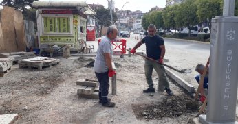 Amiral Sağlam’da parke çalışması