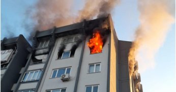 Apartmanda çıkan yangın söndürüldü