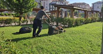 Cumhuriyet Parkı’nda Sonbahar temizliği