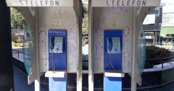 Eski tip telefon kulübeleri yenilenmeli