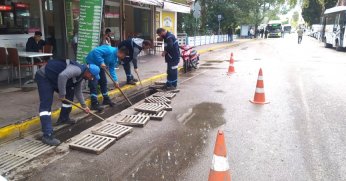 Ani yağışlara karşı mazgal temizliği