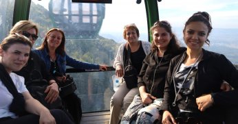 Kadın muhtarların teleferik gezisi